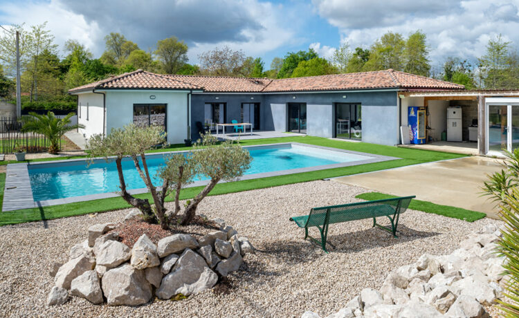 Maison 5 pièce(s) 157 m2 1