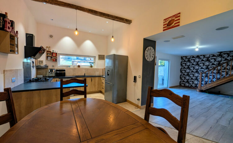 Maison 5 pièce(s) 143 m2 3