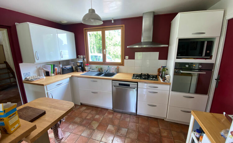 Maison Beyries 4 pièce(s) 114 m2 3